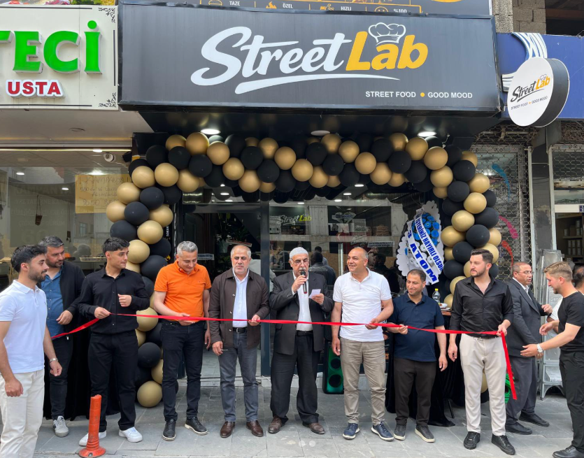 Street Lab İşletmesinin Açılış Programına Katılım Sağladık